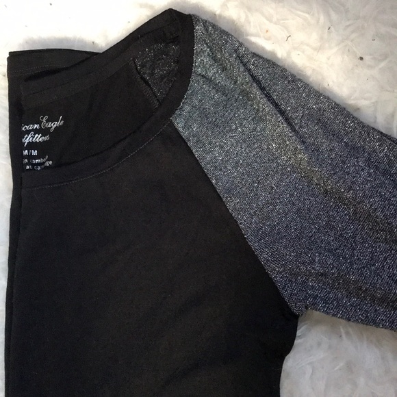 American Eagle Outfitters Tops - AE baseball tee black and silver